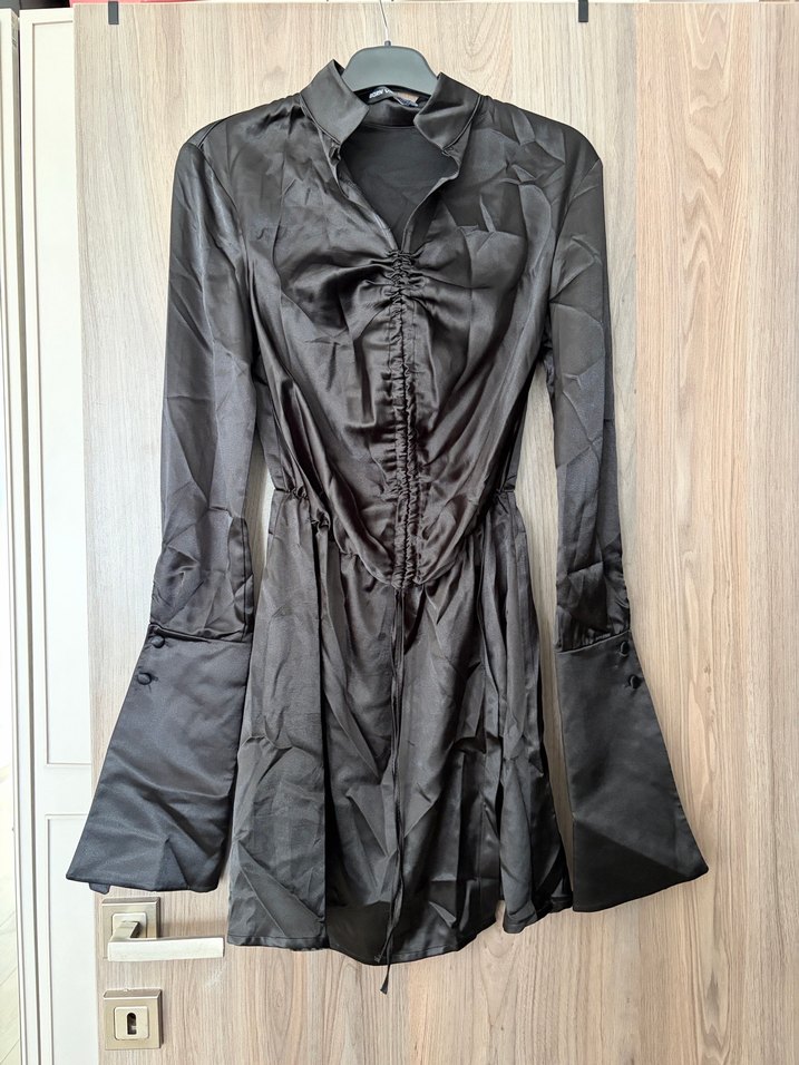 Düğmeli Siyah Gotik Mini elbise - Görsel 2