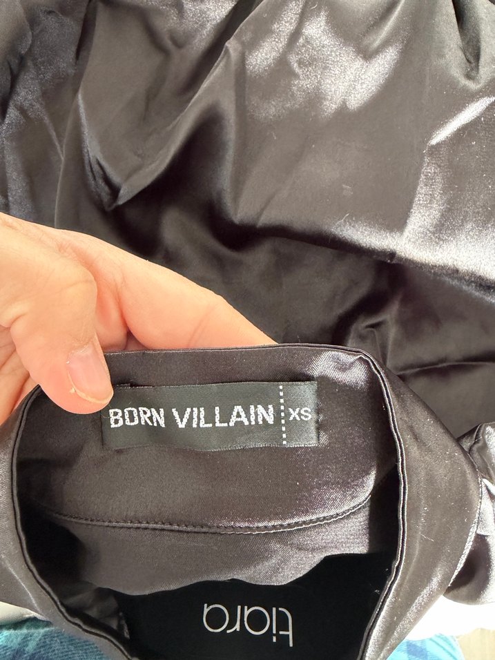 Düğmeli Siyah Gotik Mini elbise - Görsel 4