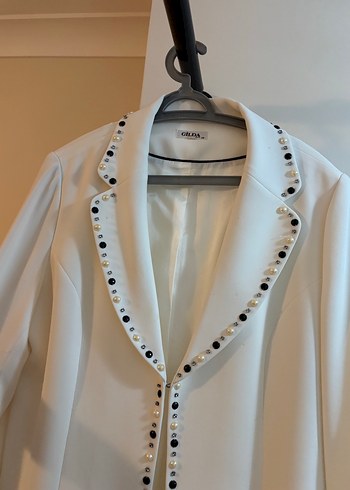 Diğer İnci İşlemeli Beyaz Kadın Blazer Ceket