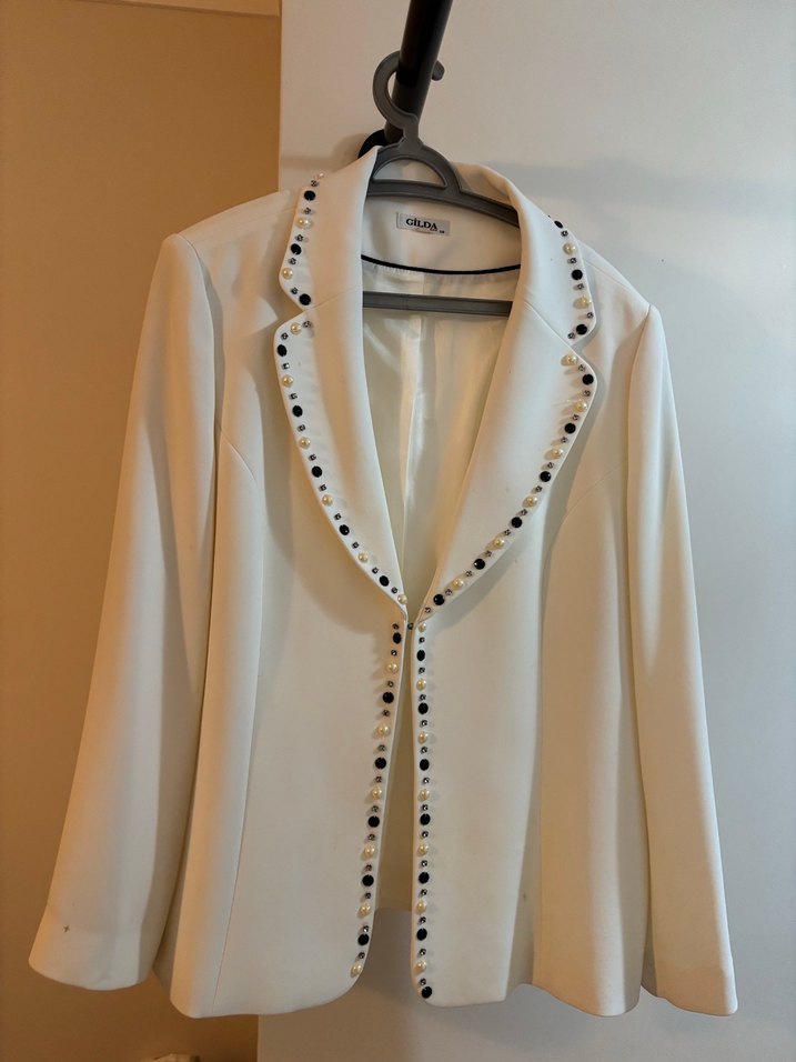 İnci İşlemeli Beyaz Kadın Blazer Ceket - Görsel 2