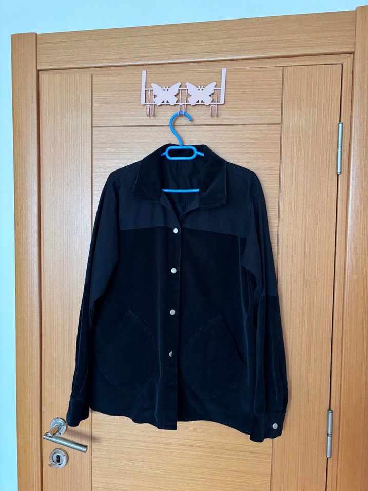 Siyah Süet Düğmeli Kadın Gömlek - Görsel 2