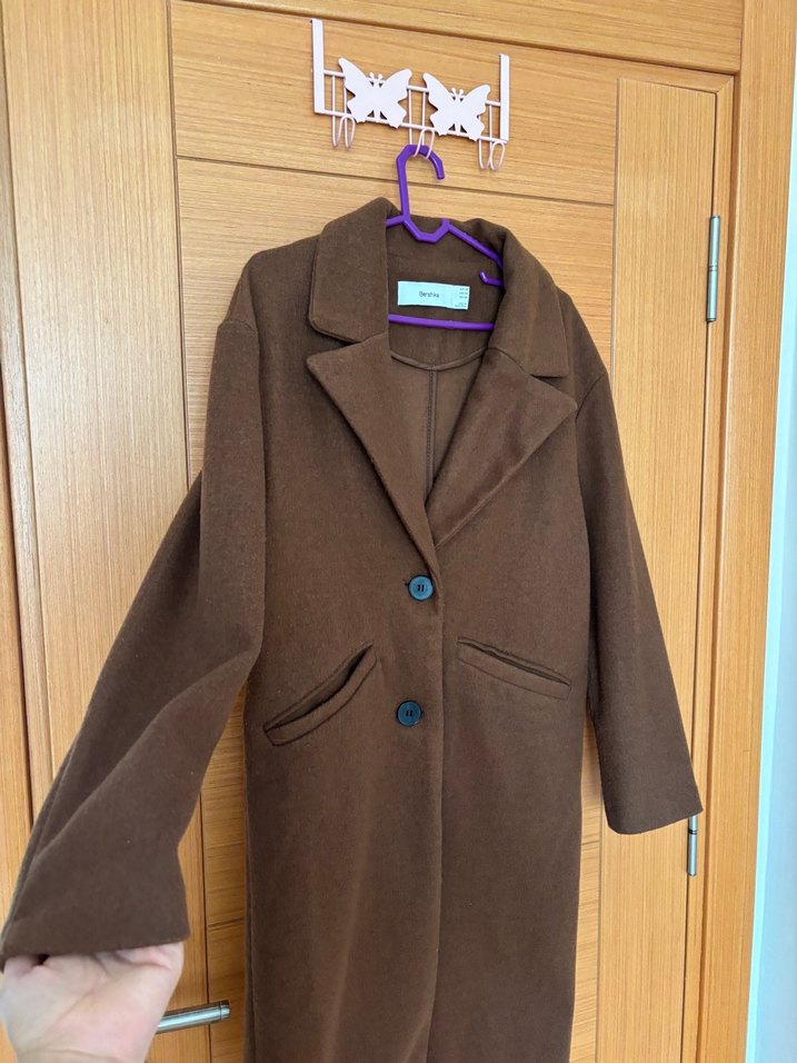 Kahverengi Düğmeli Kadın Kaban - Görsel 3