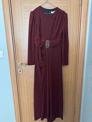 Bordo Simli Tesettür Abiye