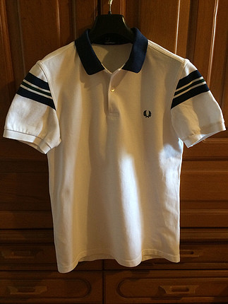 Fred Perry t shirt