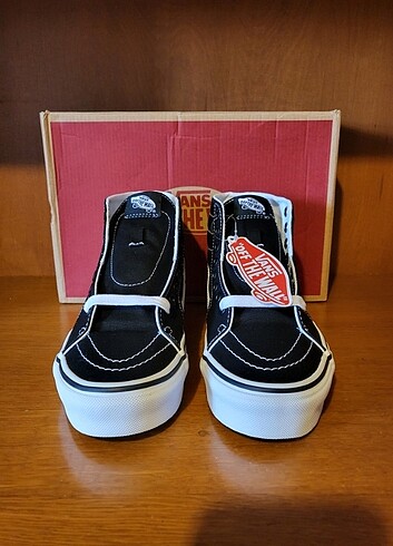 37 Beden Vans Sk8-Hi Tapered