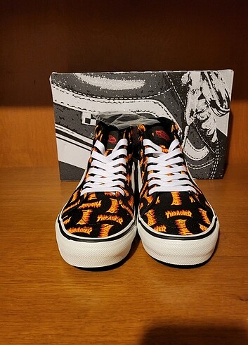 43 Beden Vans x Thrasher Magazine Sk8-Hi