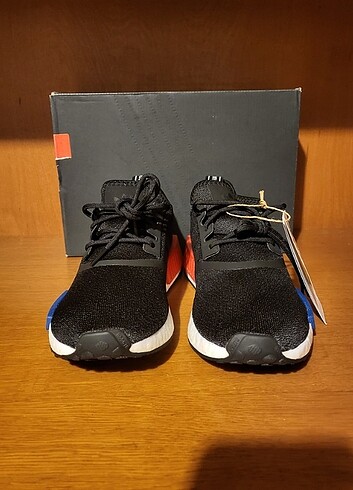 40 Beden Adidas NMD_R1