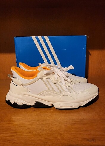Adidas Ozweego