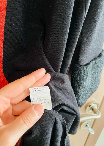 38 Beden Kırmızı Siyah Desenli Kürklü Hamile Kabanı