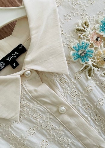 Düğmeli Beyaz Uzun Keten Elbise - Görsel 3