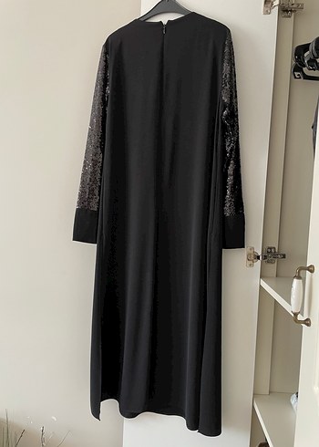 2Yaka Uzun Siyah Kadın Elbise, Payetli Kollu - Görsel 2