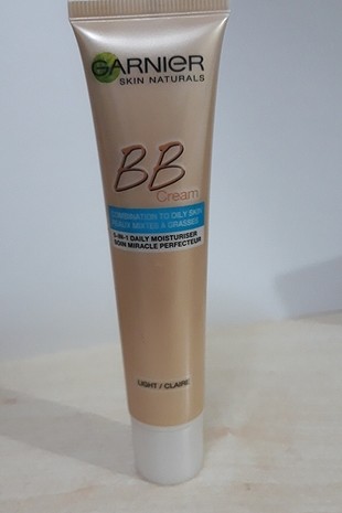 garnier bb krem Light rengi.