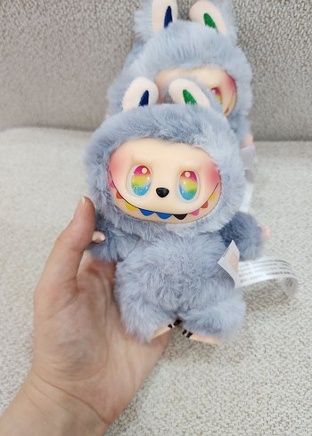 Gri Labubu