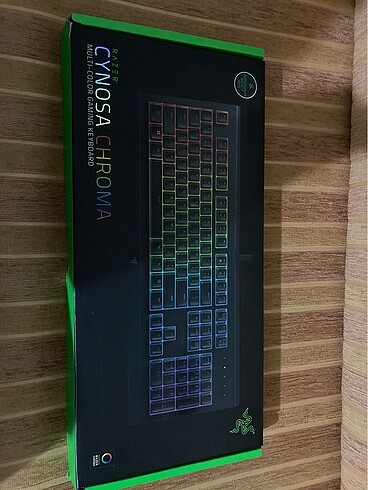 Razer cynosa chroma Rgb mekanik hisli klavye