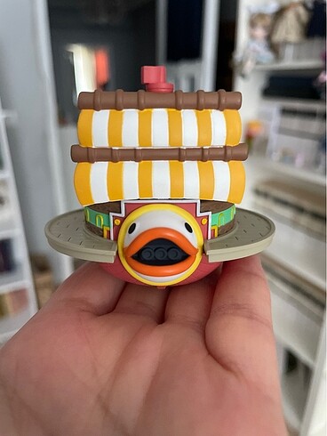 Beden Renk One piece gemi Baratie restaurant