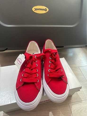 Deichmann Graceland marka 38 numara dolgu topuk ayakkabı