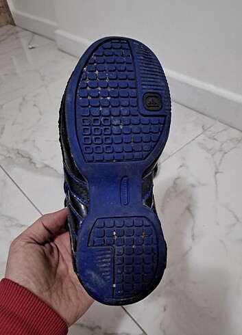 32 Beden Adidas spor ayakkabı 