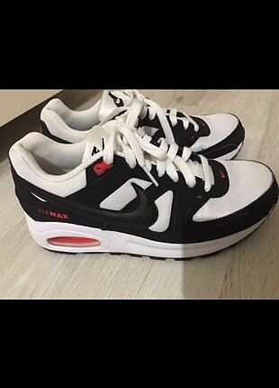 Nikee