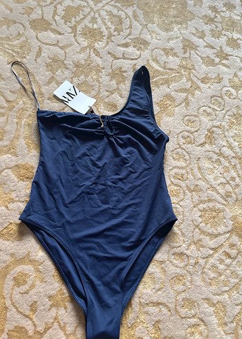 Zara Metal Parçalı Asimetrik Lacivert Mayo - Görsel 4