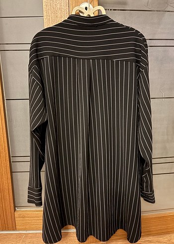 Siyah Çizgili Uzun Kollu Gömlek - Görsel 2