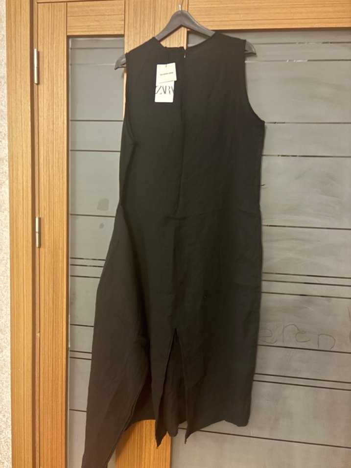 Siyah Keten V Yaka Uzun Elbise - Görsel 5