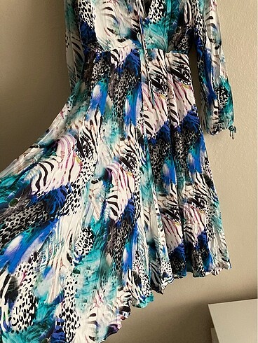 38 Beden Karen millen yeni etiketli çok şık bir elbise 38 ve 34 bedeni va