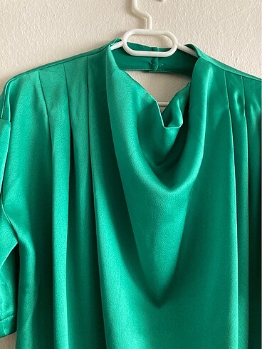 Karen Millen Karen millen yeni etiketli çok şık bir bluz
