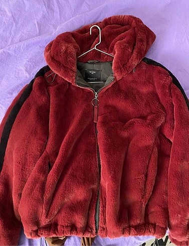 Bershka Peluş Mont