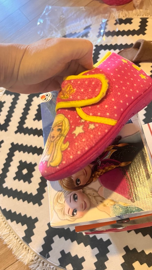 Kız Çocuk Pembe Baskılı Kaydırmaz Terlik - Görsel 5