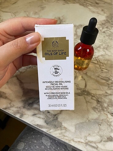 Beden Renk Body shop oils of life yüz yağı