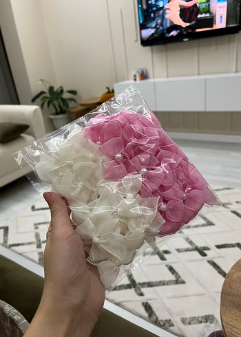 Pembe ve krem keten kurdele