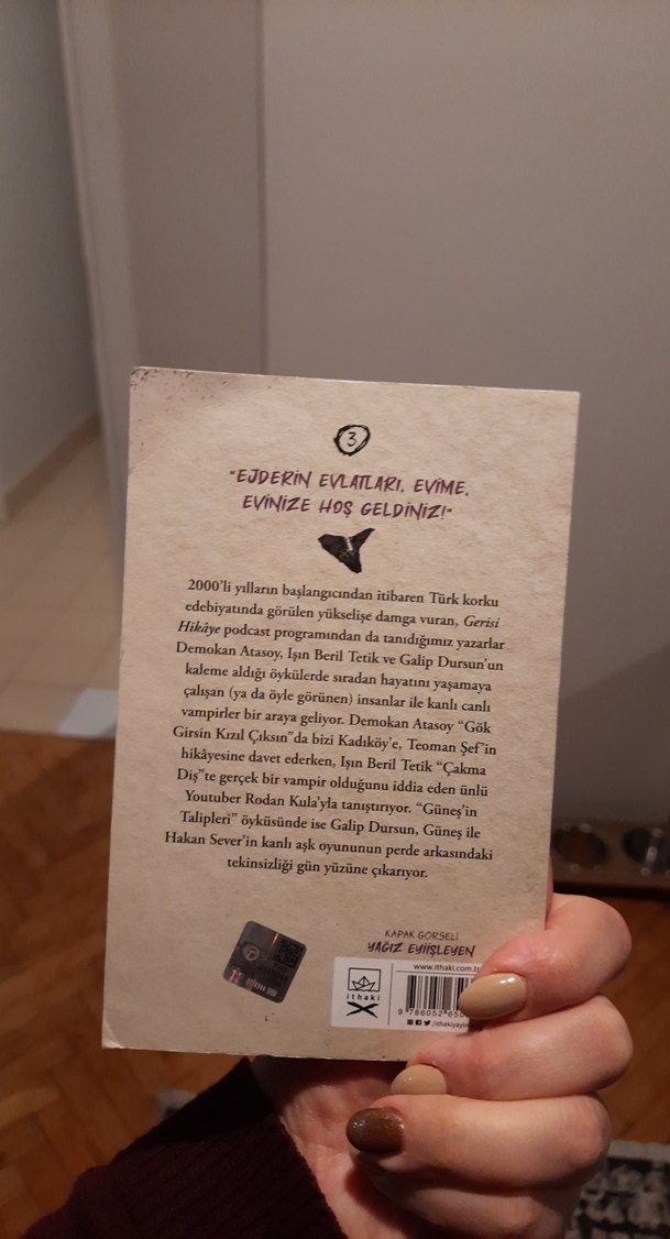 Gerisi Hikaye'den Vampir Öyküleri Kitabı - Görsel 2
