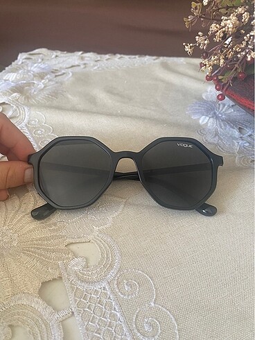 Vogue güneş gözlüğü orjinal