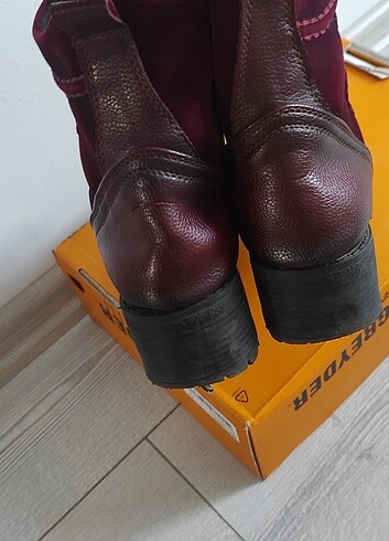 39 Beden bordo Renk Kışlık Bot