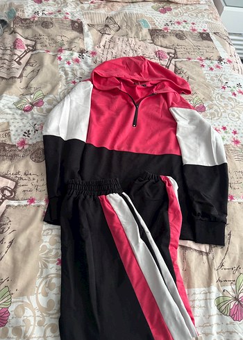 Kadın Kapüşonlu Uzun Kollu Renk Bloklu Eşofman - Görsel 2