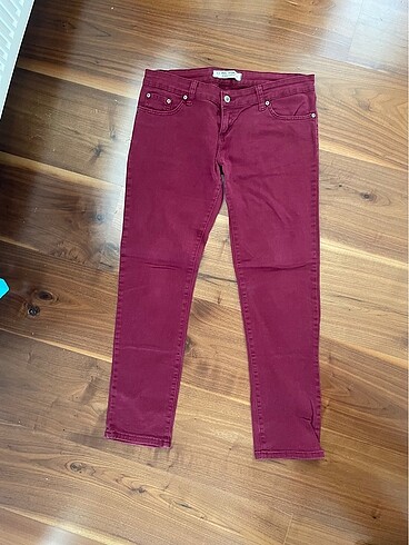 Bordo jean