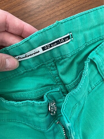 42 Beden Stradivarius yeşil renkli skinny jean