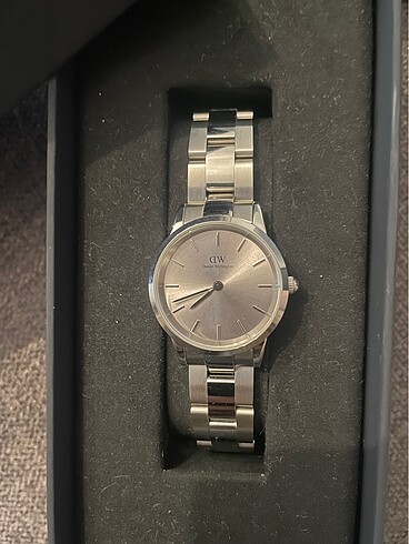 Daniel Wellington Daniel Wellington iconic silver kusursuz saat