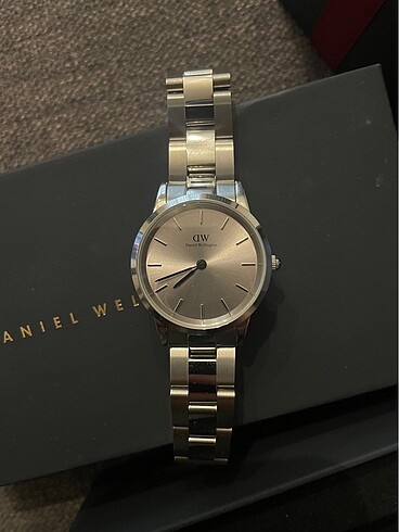Daniel Wellington iconic silver kusursuz saat - Görsel 5