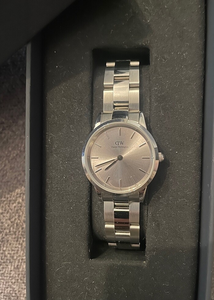 Daniel Wellington iconic silver kusursuz saat - Görsel 2