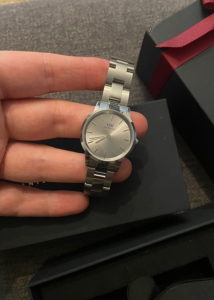 Daniel Wellington iconic silver kusursuz saat - Görsel 3