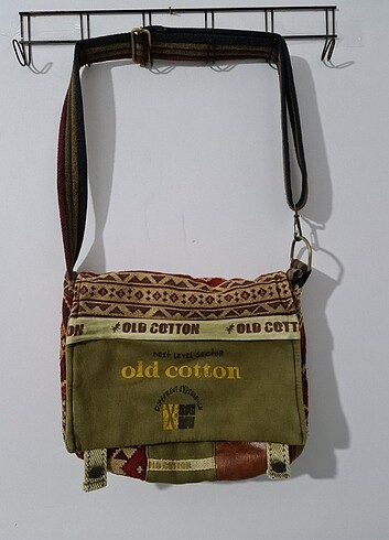 Old cotton cargo