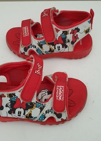 LC Waikiki Kız Çocuk Minnie Mouse Baskılı Renkli Sandalet