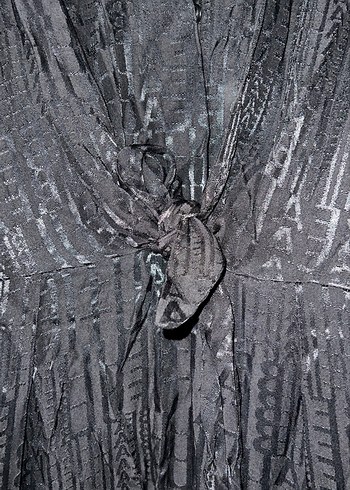 Siyah V Yaka Uzun Keten Elbise - Görsel 5