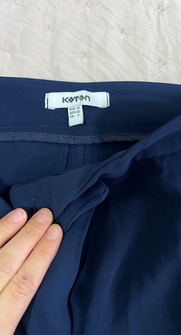 Lacivert Düz Kesim Kadın Kumaş Pantolon kısa paçalı - Görsel 3