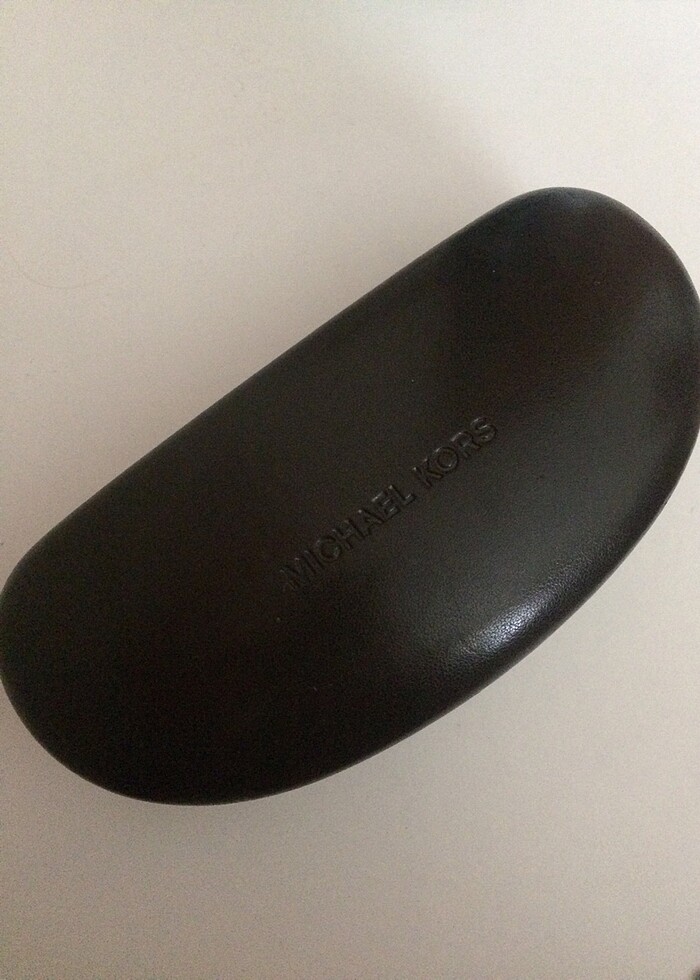 Michael Kors Gözlük Kılıfı - Görsel 2