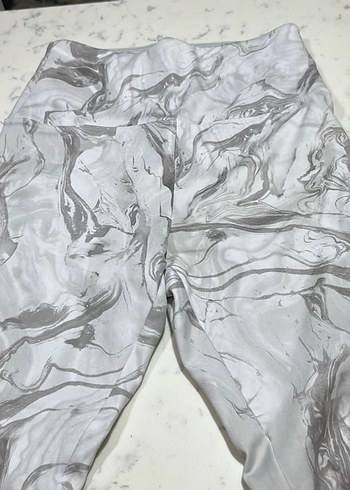 Gri Baskılı Kadın Tayt - Görsel 2