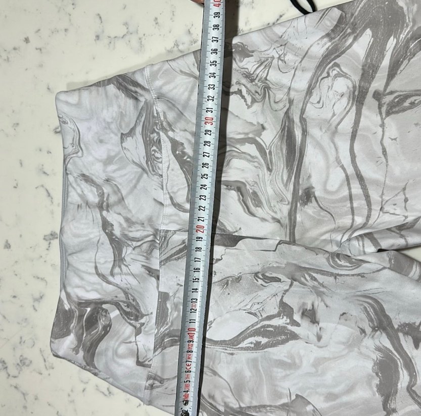 Gri Baskılı Kadın Tayt - Görsel 4