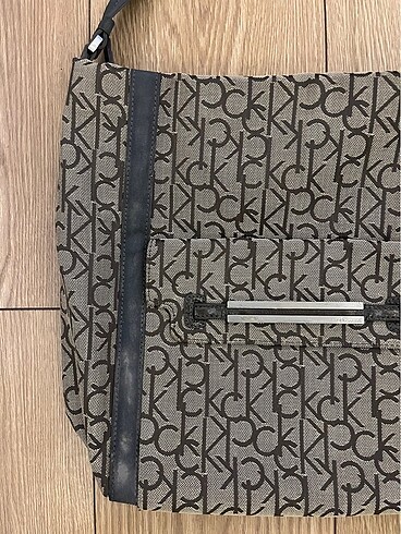 Beden Calvin klein orijinal büyük kol çantası