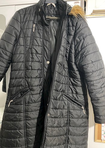 Kürk Detaylı Siyah Kadın Kışlık Ceket - Görsel 2